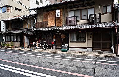 《星刃》PC版新预告发布 首日支持DLSS 4多帧生成